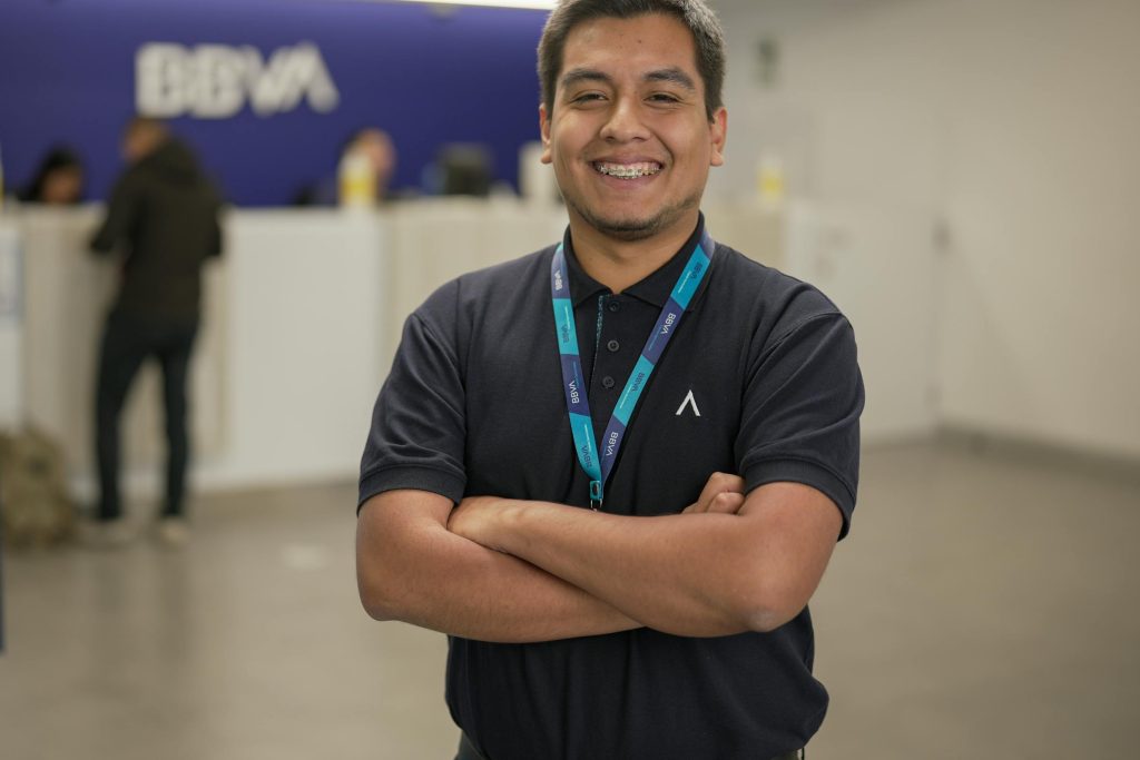 Desmistificando os Empréstimos Digitais: Como Escolher entre Banco de Crédito, BBVA e Interbank no Peru - Como solicitar emprestimo online no Peru?