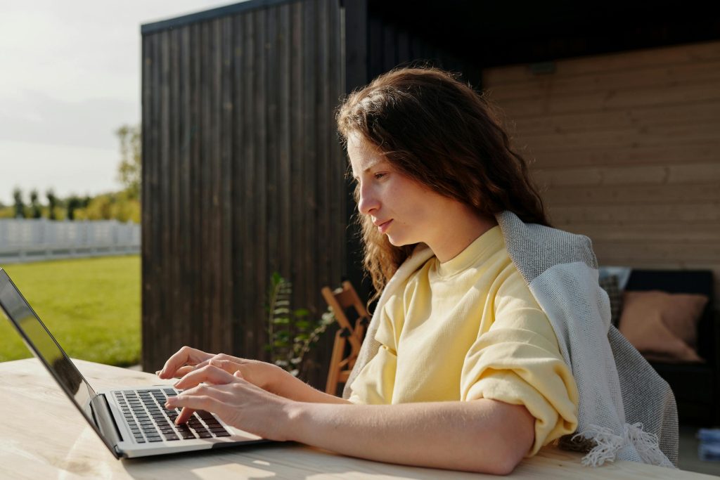 Comparativo das Principais Financiadoras Digitais: Aprovações Rápidas com a Flexibilidade dos Empréstimos em UAE - Como solicitar emprétimo online nos Emirados Arabes Unidos?